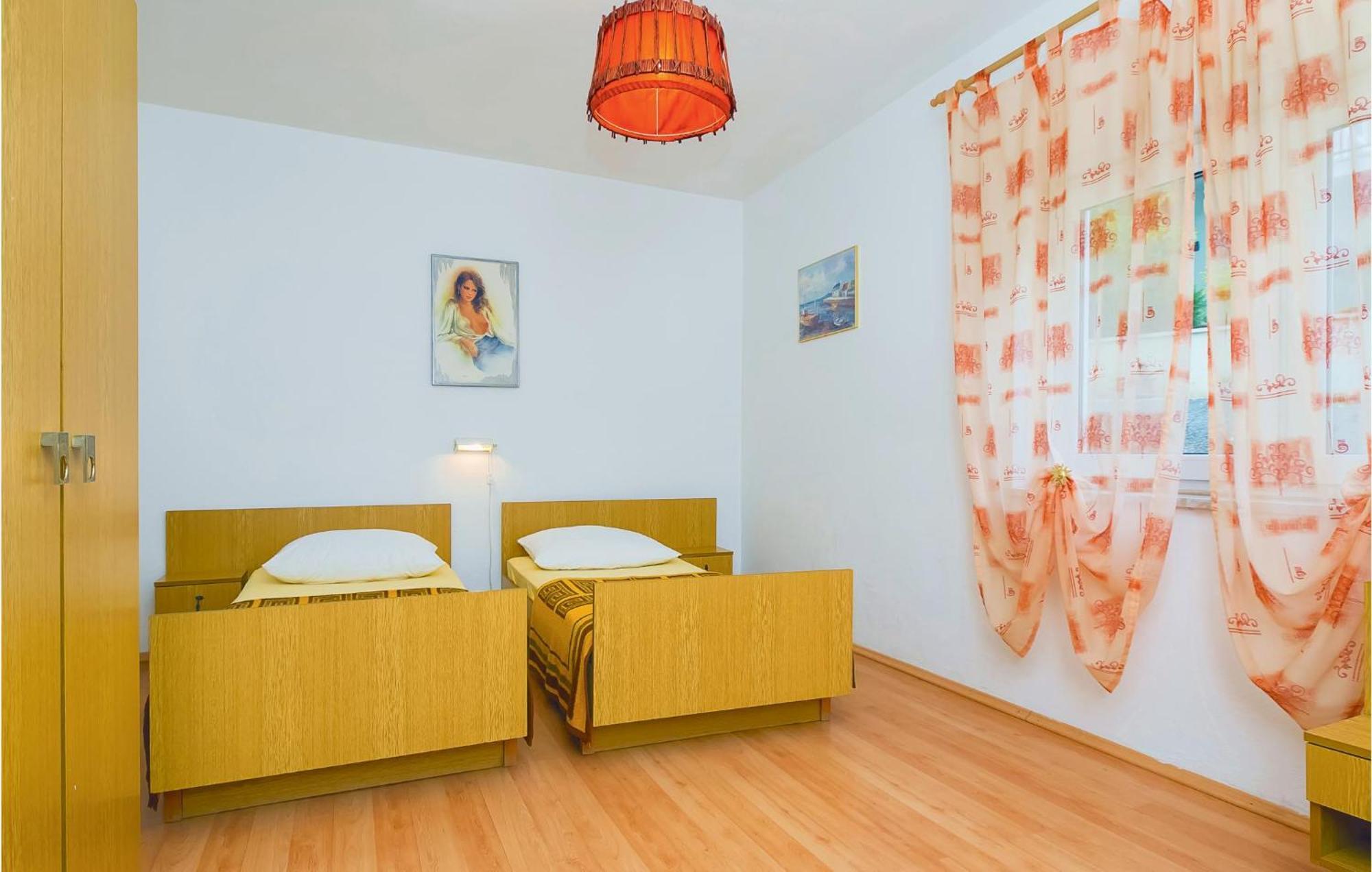 Beautiful Apartment In Omis With Wifi Omiš Exterior foto