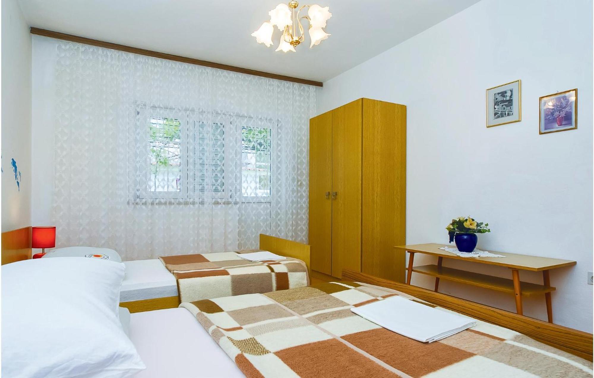 Beautiful Apartment In Omis With Wifi Omiš Exterior foto
