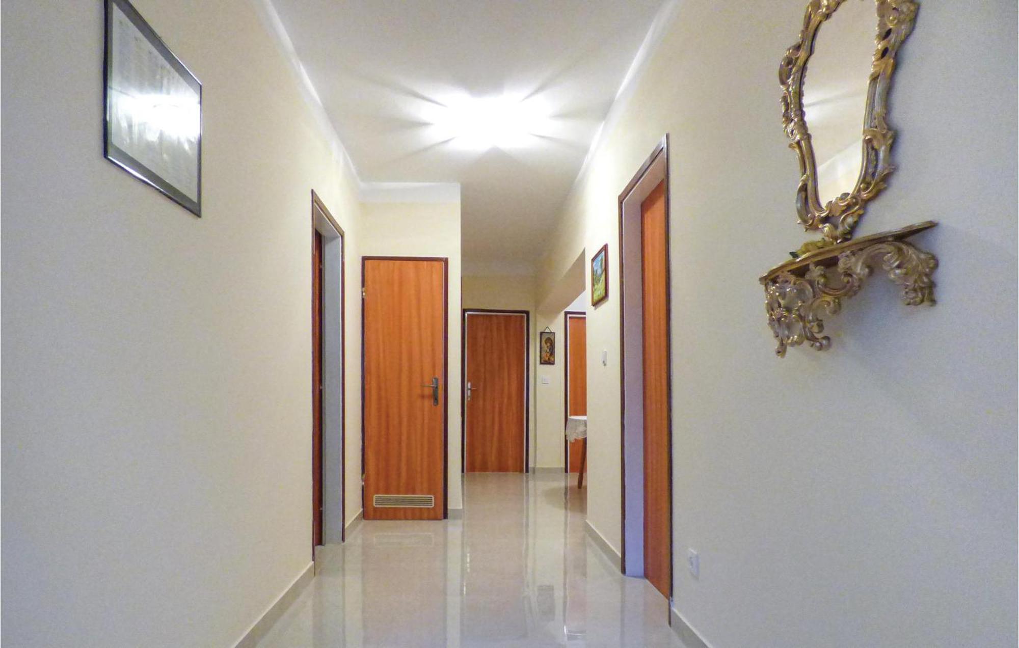 Beautiful Apartment In Omis With Wifi Omiš Exterior foto